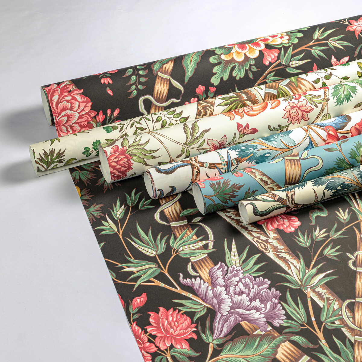 Luberon - Red/Blue - BRUNSCHWIG & FILS Wallpaper