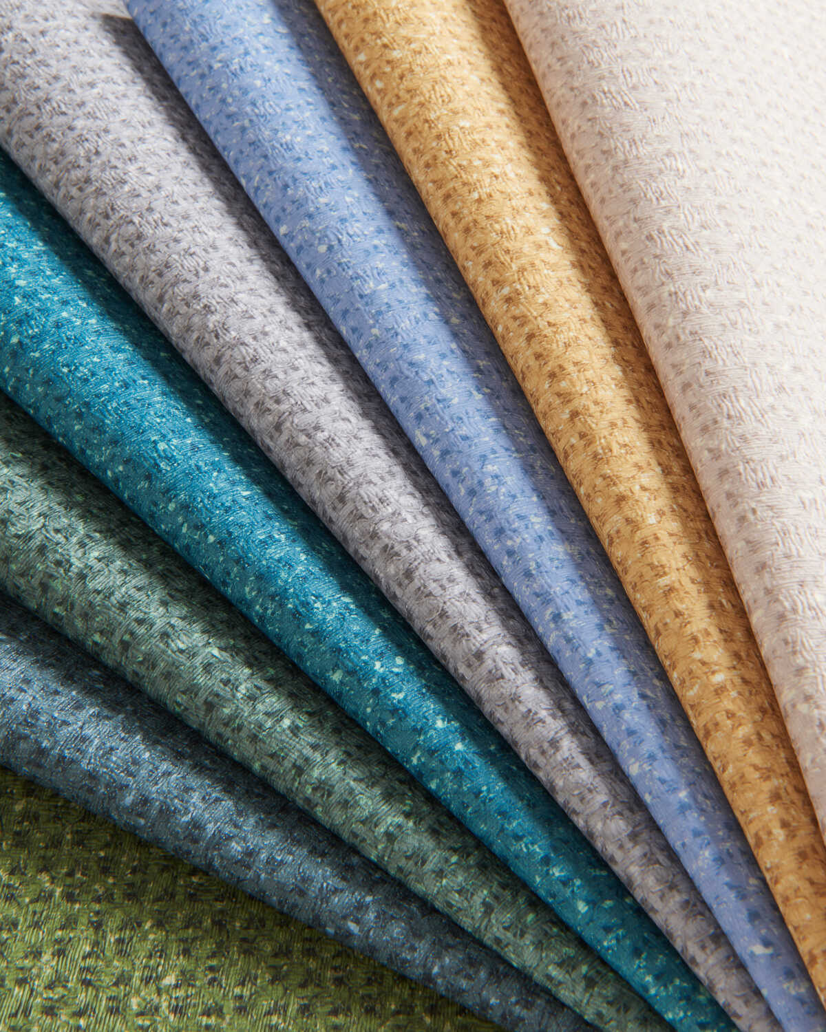 Pixel - Meadow - KRAVET CONTRACT Tela