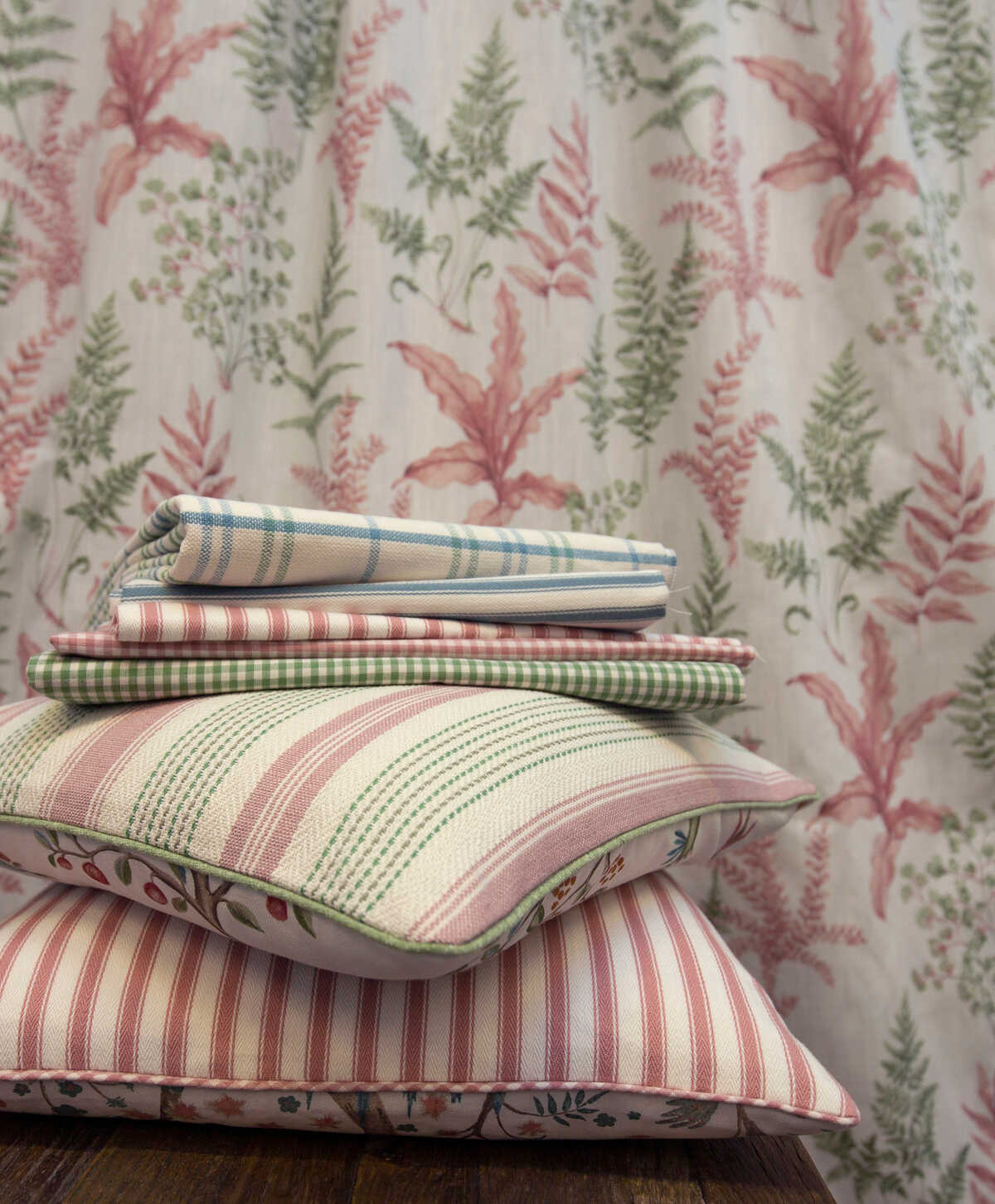 Ferndown - Green/Pink - BAKER LIFESTYLE Fabric