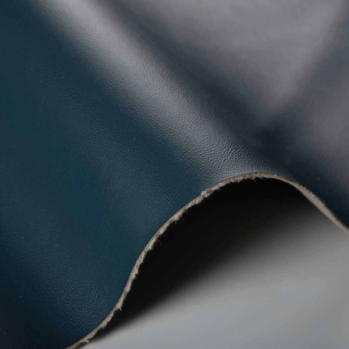 Rand - Ink - KRAVET CONTRACT Fabric