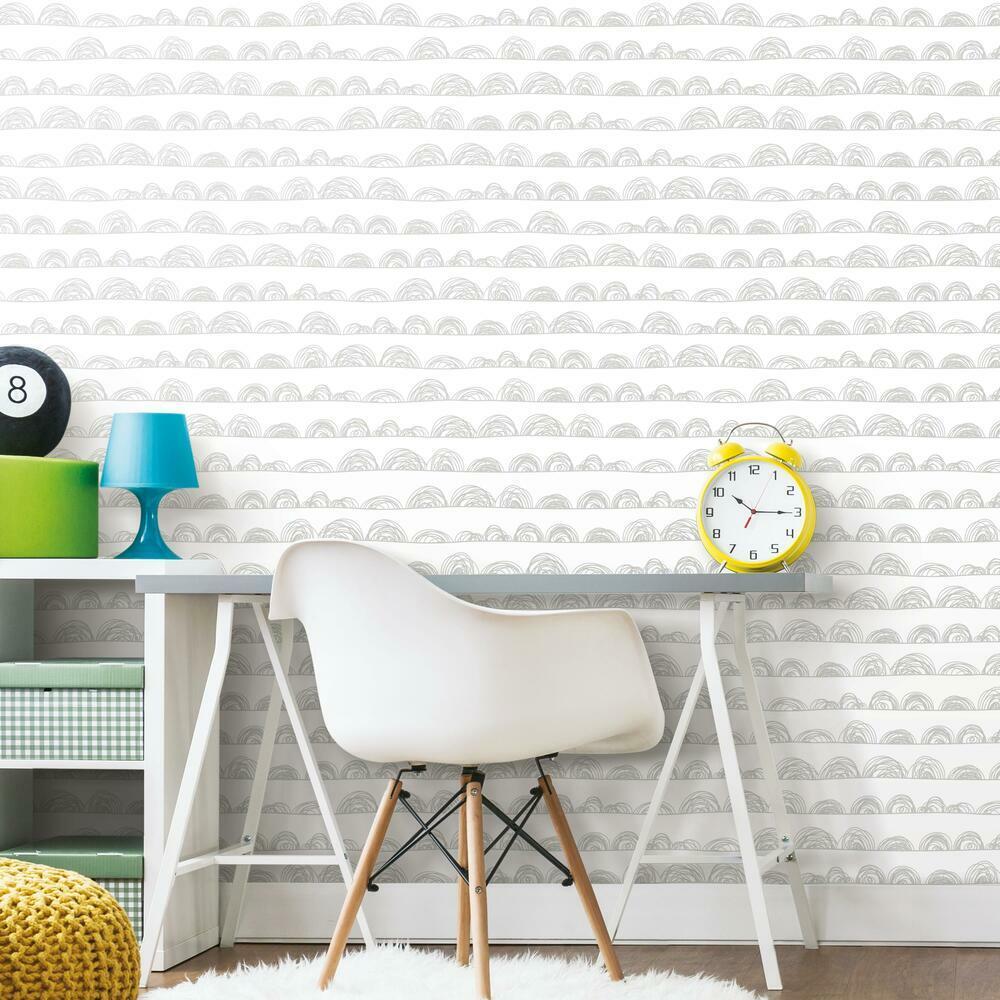 doodle-scallop-peel-and-stick-wallpaper-green-york-wallcoverings-rmk11992wp