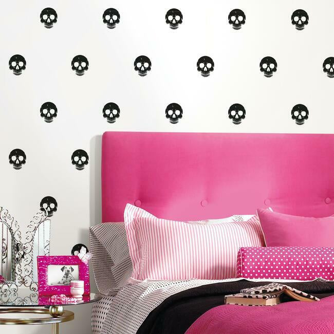 disney-cruella-glamour-skulls-peel-stick-wallpaper-black-york-wallcoverings-rmk12122rl