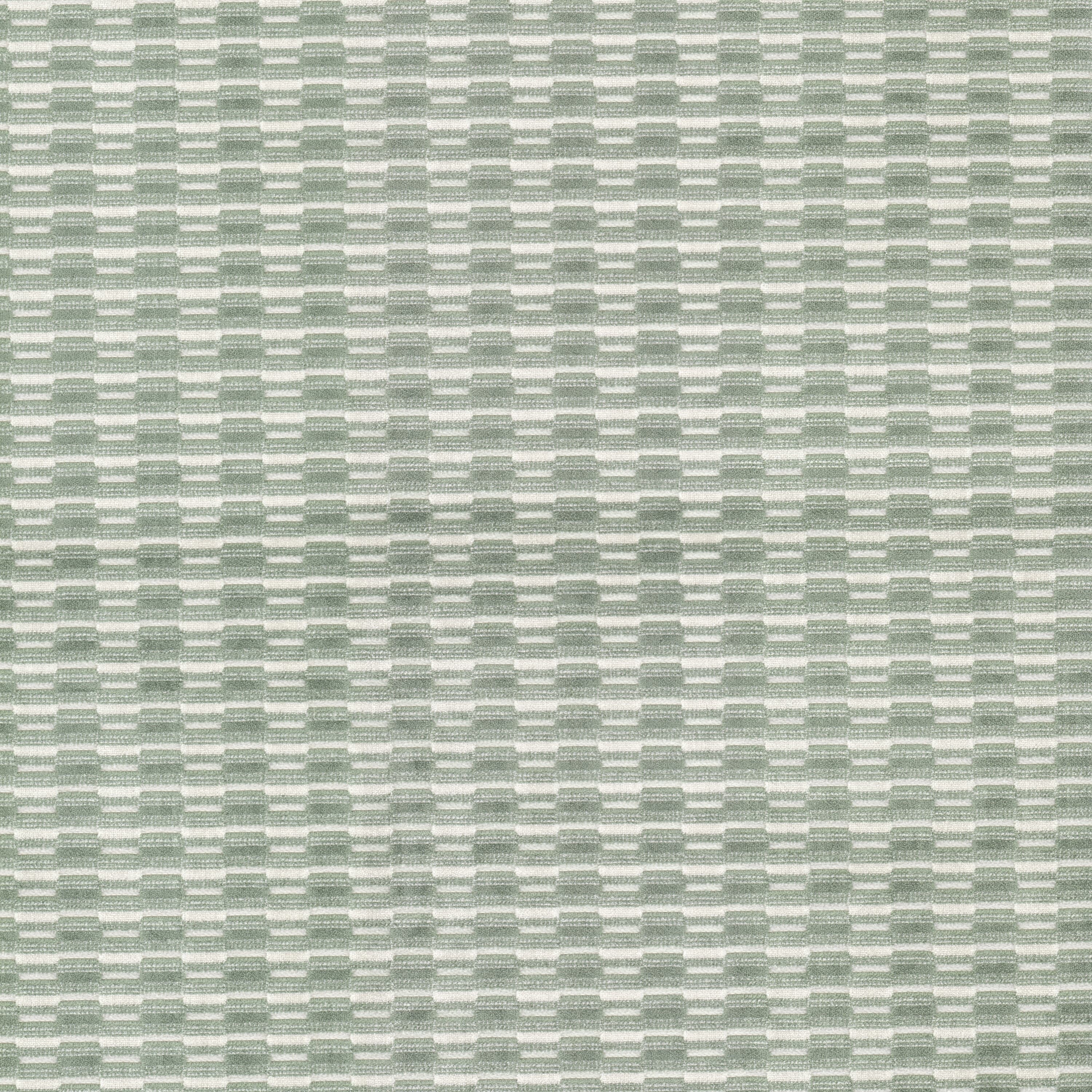 STRIKER-1-SEASPRAY-STOUT-TEXTILES