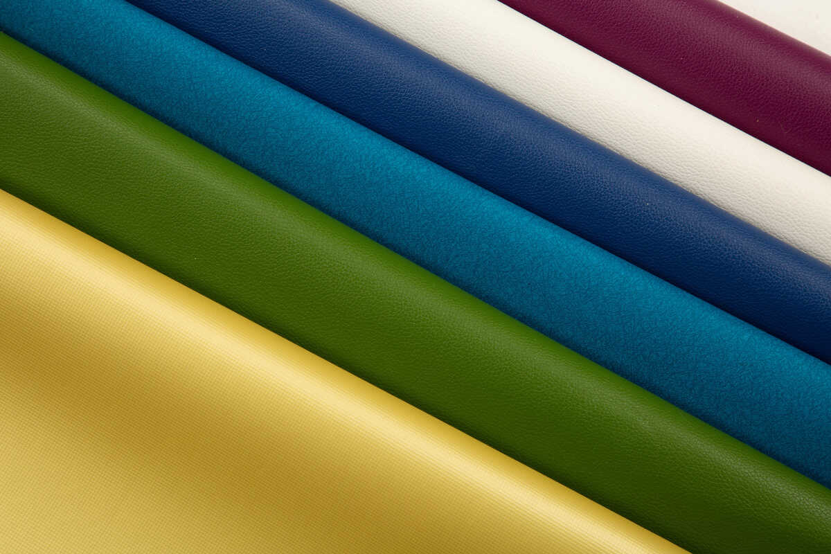 Syrus - Mulberry - KRAVET CONTRACT Fabric
