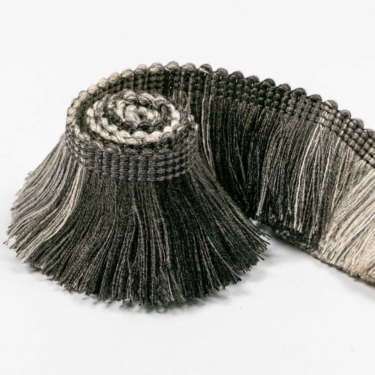Daintree Fringe - Noir - KRAVET COUTURE Trim