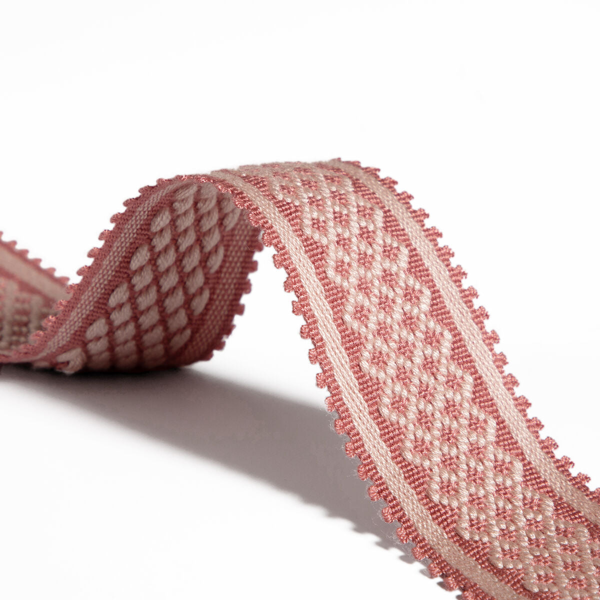 Bastille Braid - Petal - Brunschwig & Fils Recortar