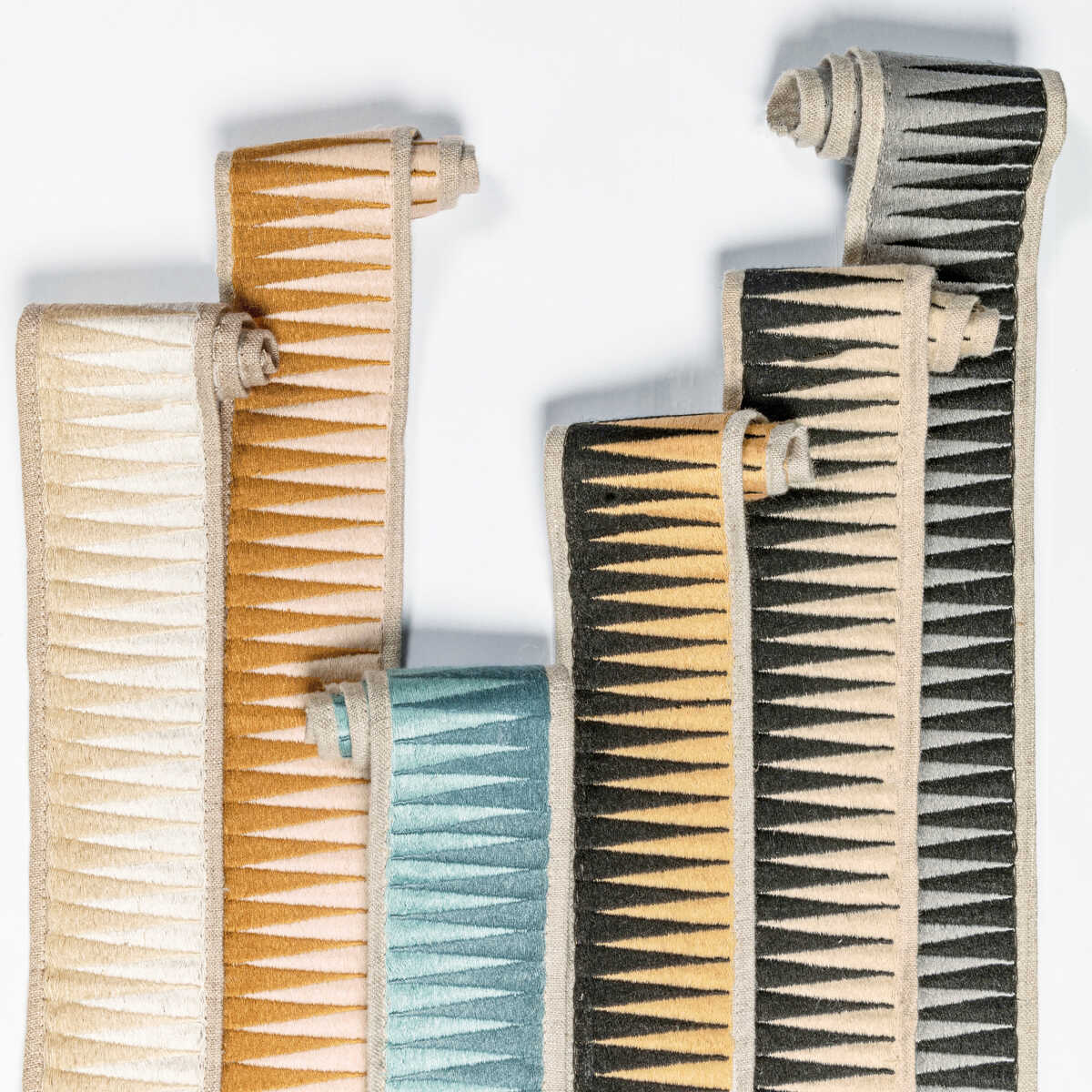 Bravado Tape - Ebony Aura - LEE JOFA MODERN Trim