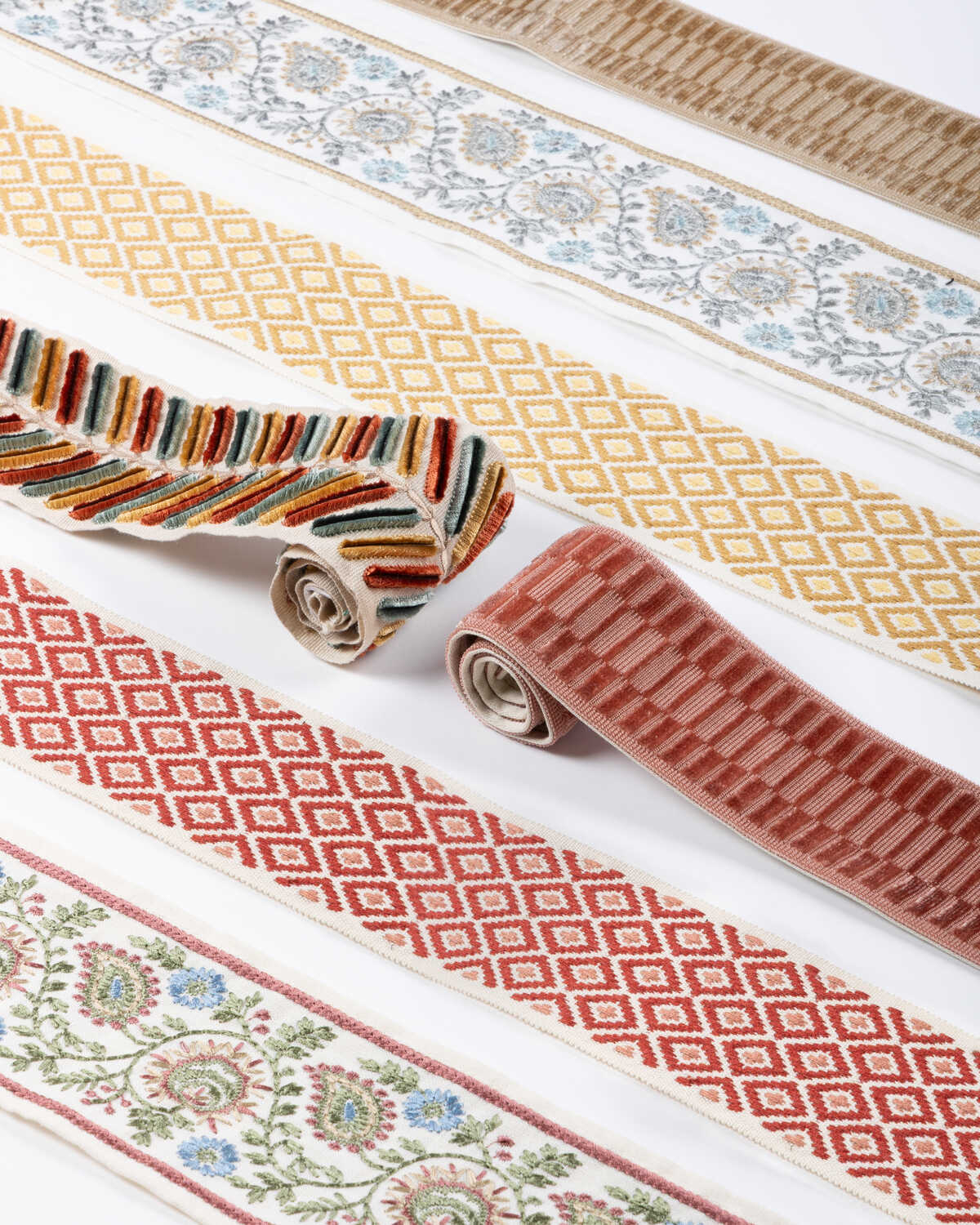 Bremhill Emb Tape - Rose - LEE JOFA Trim