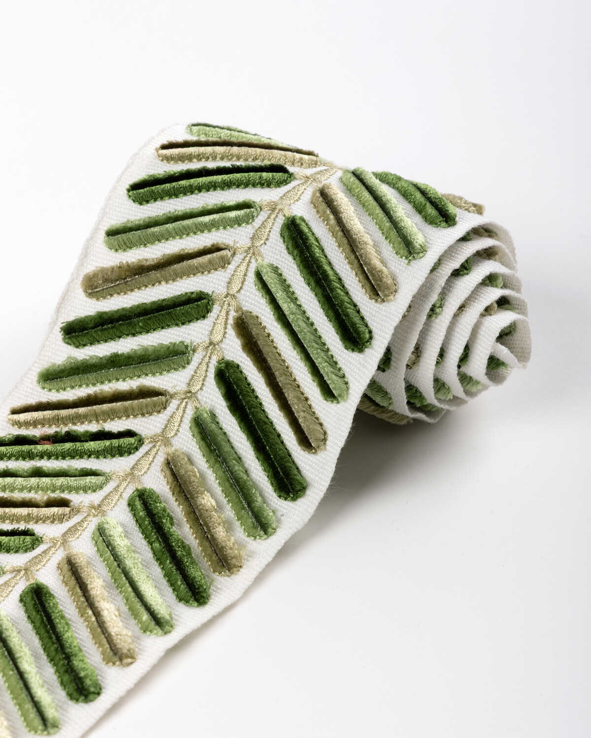 Wingfield Emb Tape - Green - LEE JOFA Trim