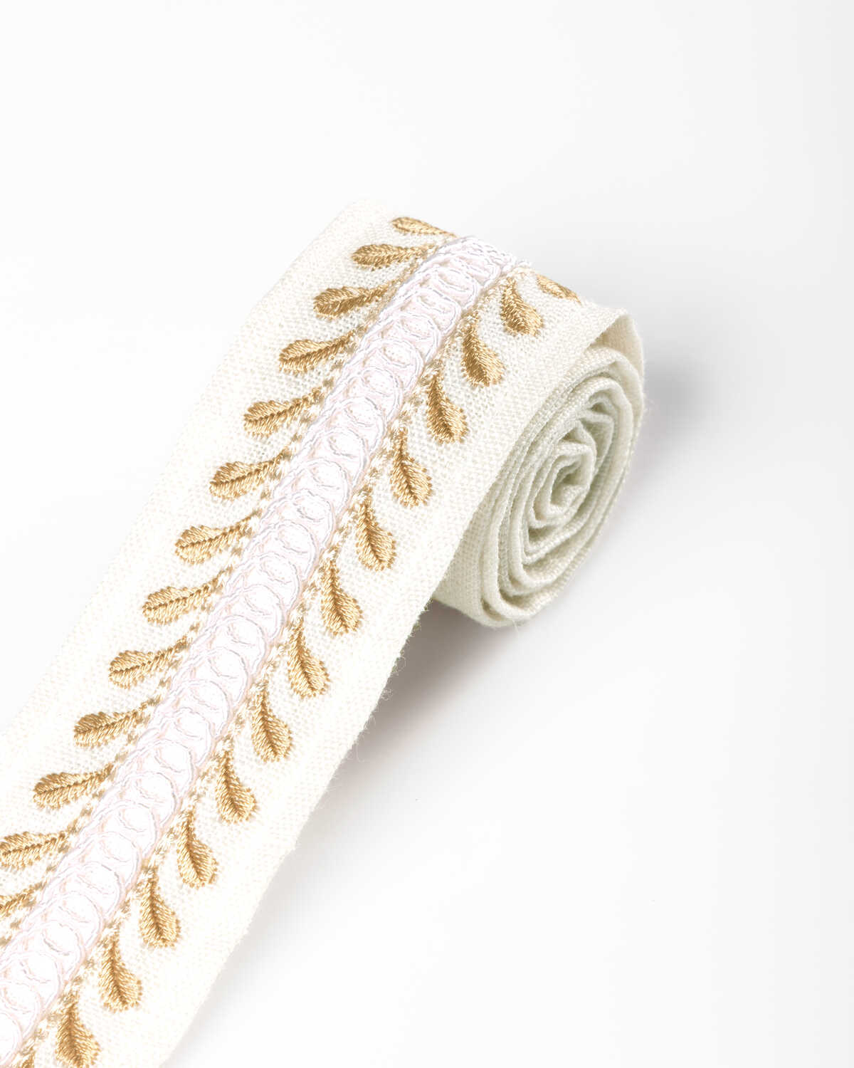 Tapton Emb Tape - Straw - LEE JOFA Trim