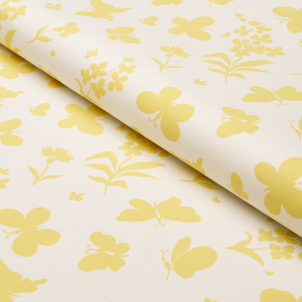BUTTERFLIES-BUTTERCUP-SCHUMACHER-TL400000 - Schumacher Fabric