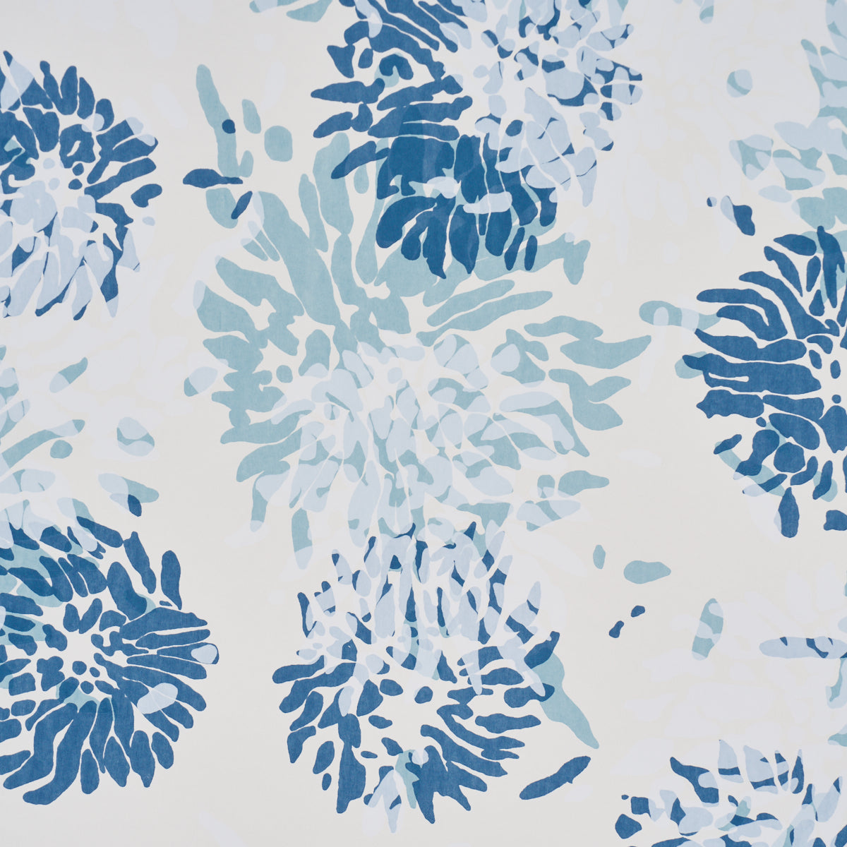 CHRYSANTHEMUM-BY-TILLETT-BLUES-SCHUMACHER-TL800001 - Schumacher Wallpaper