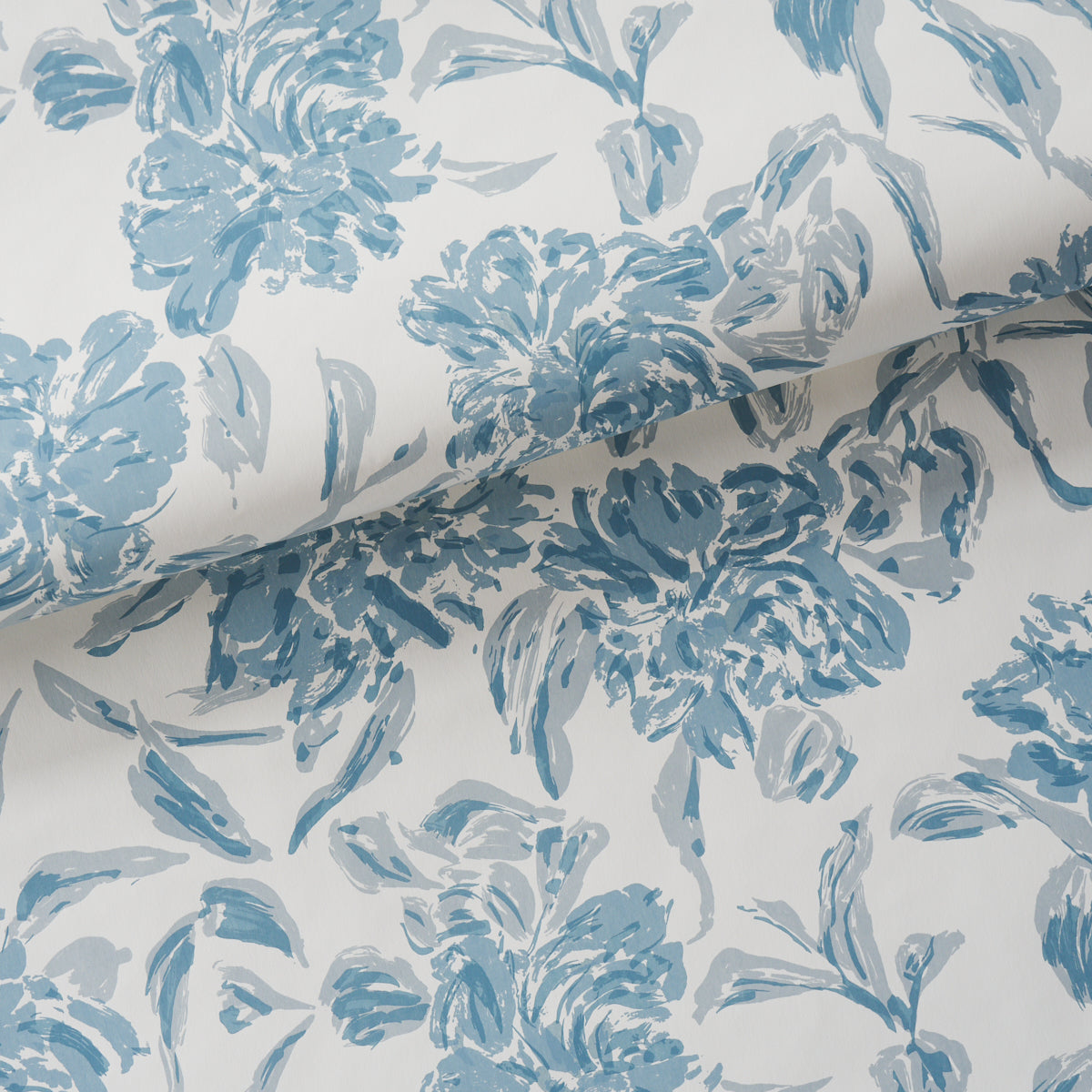 PEONY-CHAMBRAY-SCHUMACHER-TL800021 - Schumacher Wallpaper