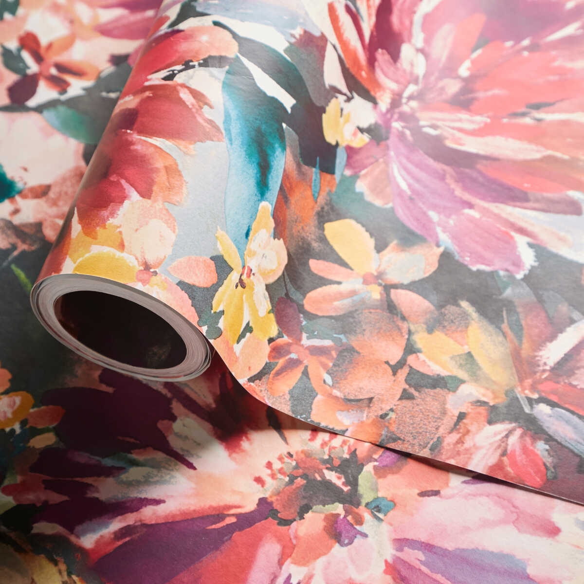 Tahiti - Fuchsia Wp - CLARKE AND CLARKE Wallpaper