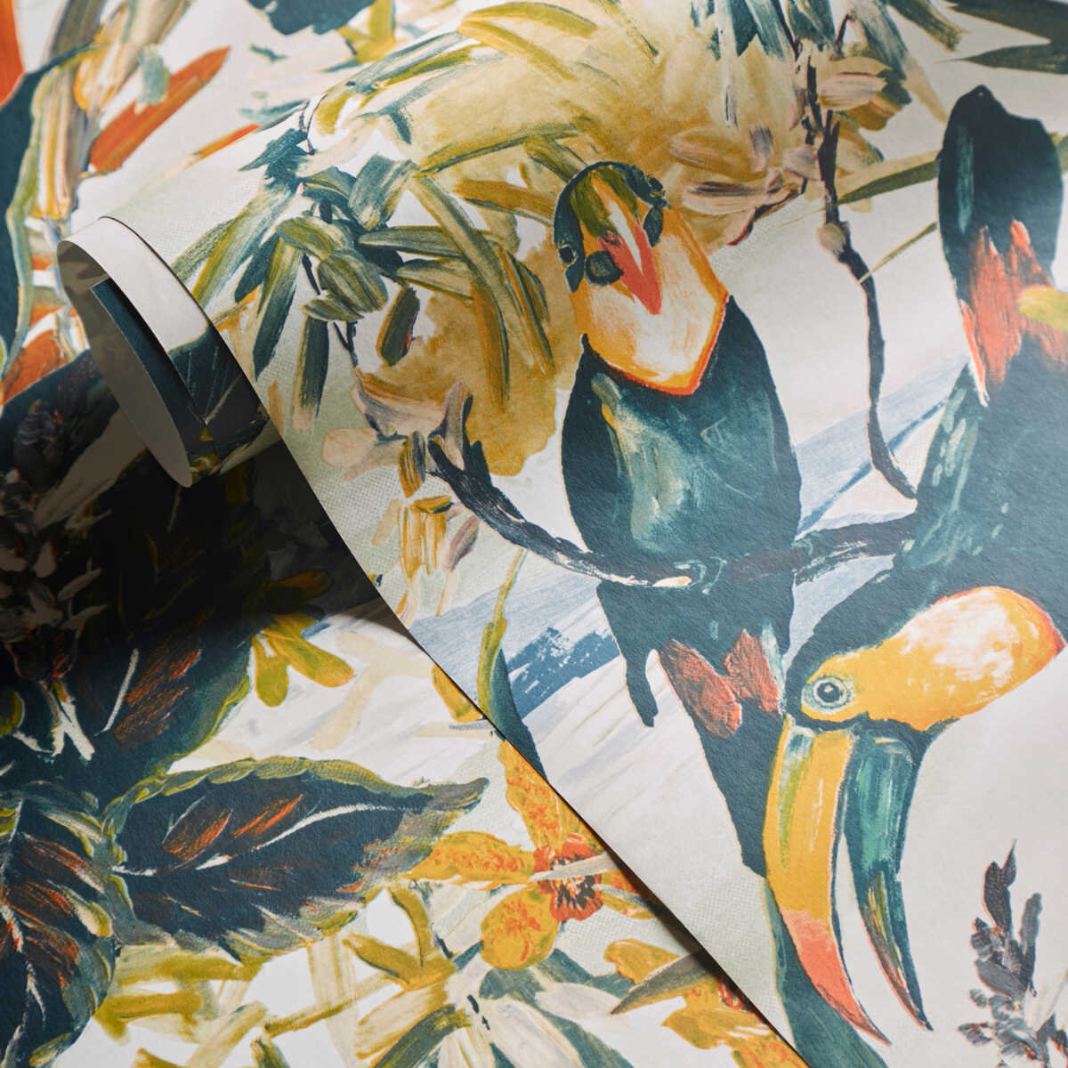 Toucan - Antique Wp - CLARKE AND CLARKE Wallpaper