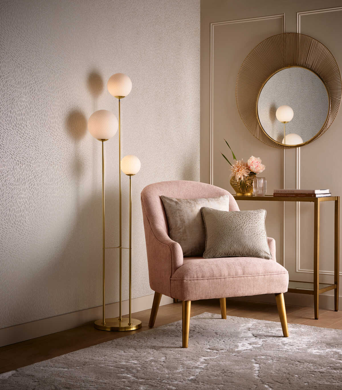 Corallino - Ivory Wp - CLARKE AND CLARKE Wallpaper