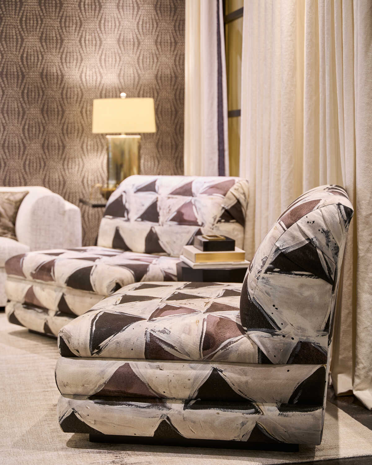 Puka - Mist - KRAVET COUTURE Wallpaper