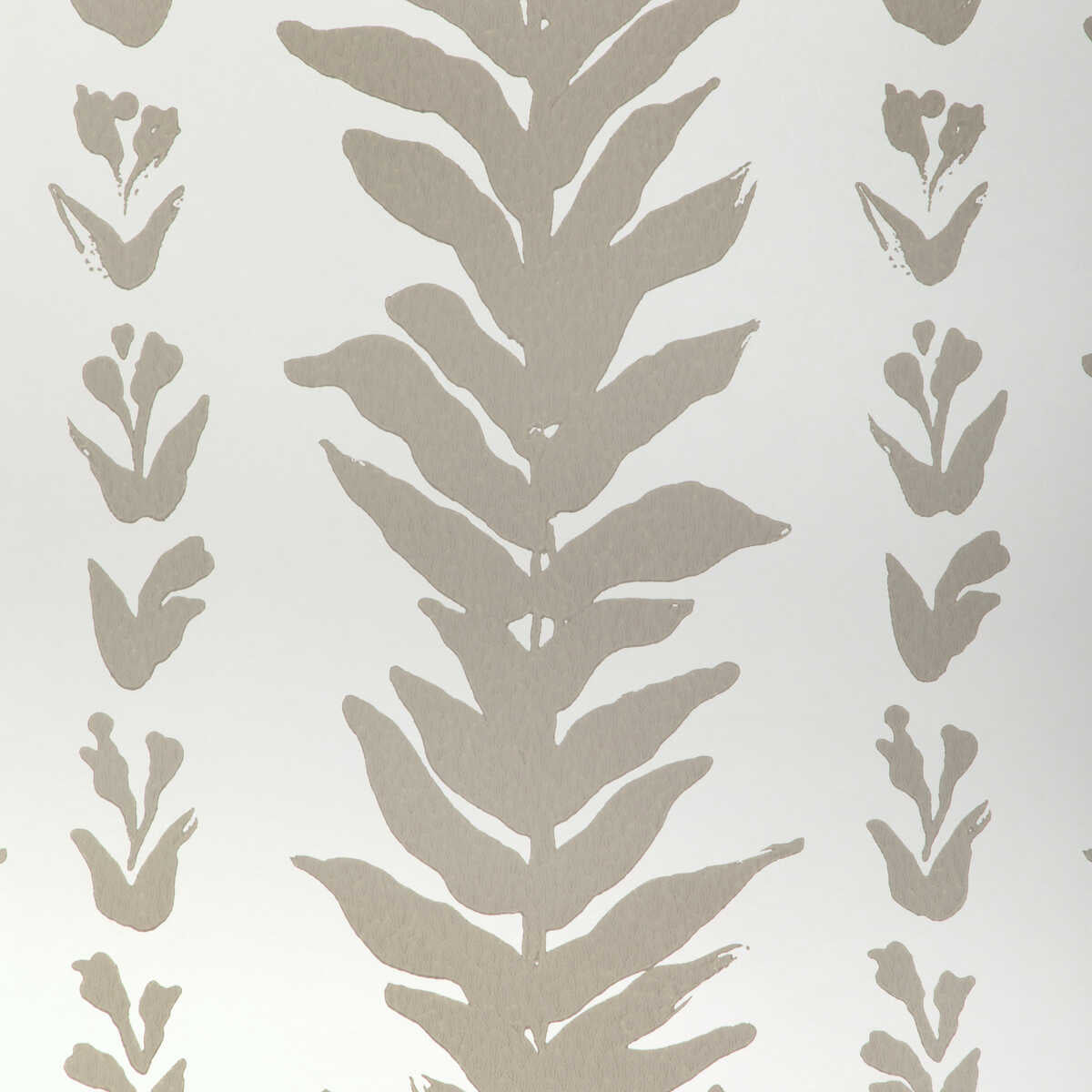 Climbing Leaves Wp - Fawn - KRAVET COUTURE Wallpaper