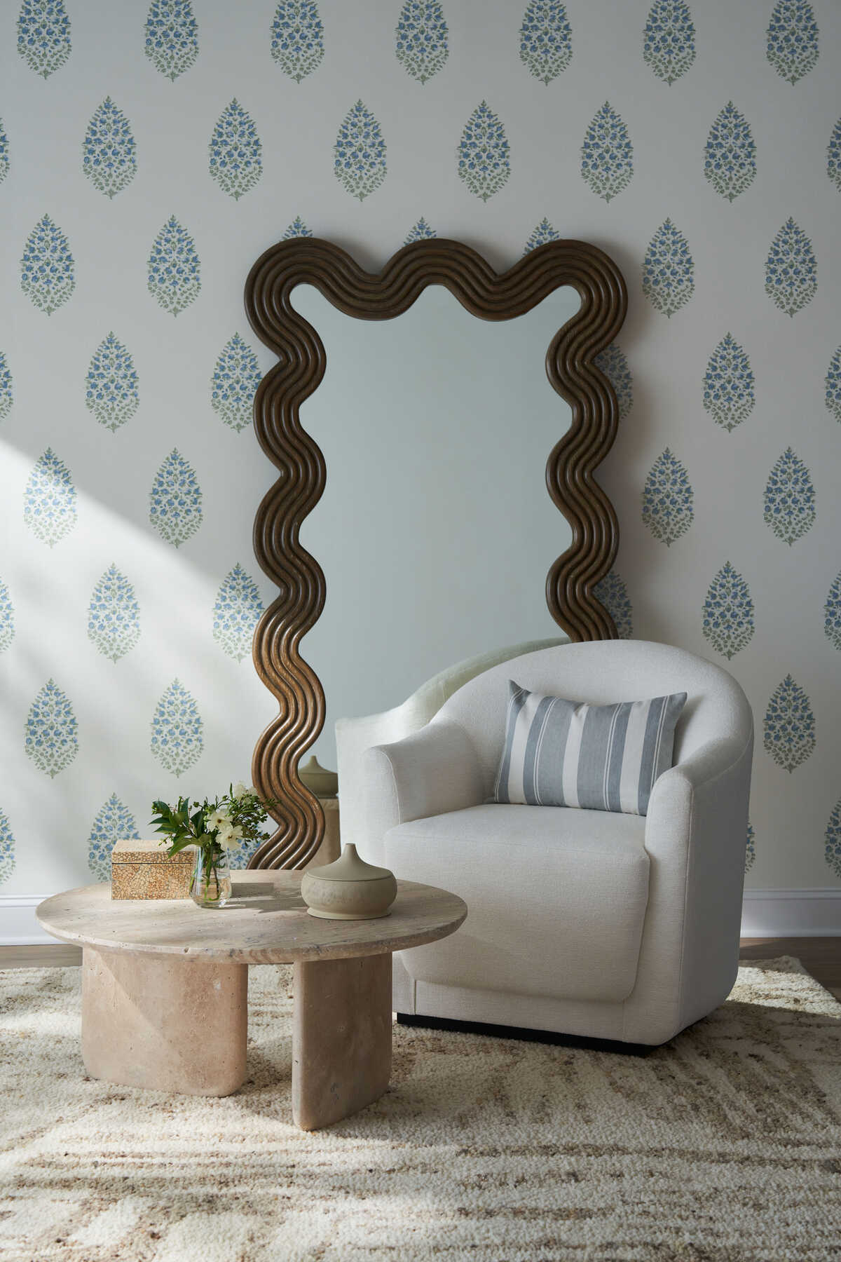 Atelier Paisley Wp - Blue Sage - KRAVET COUTURE Wallpaper