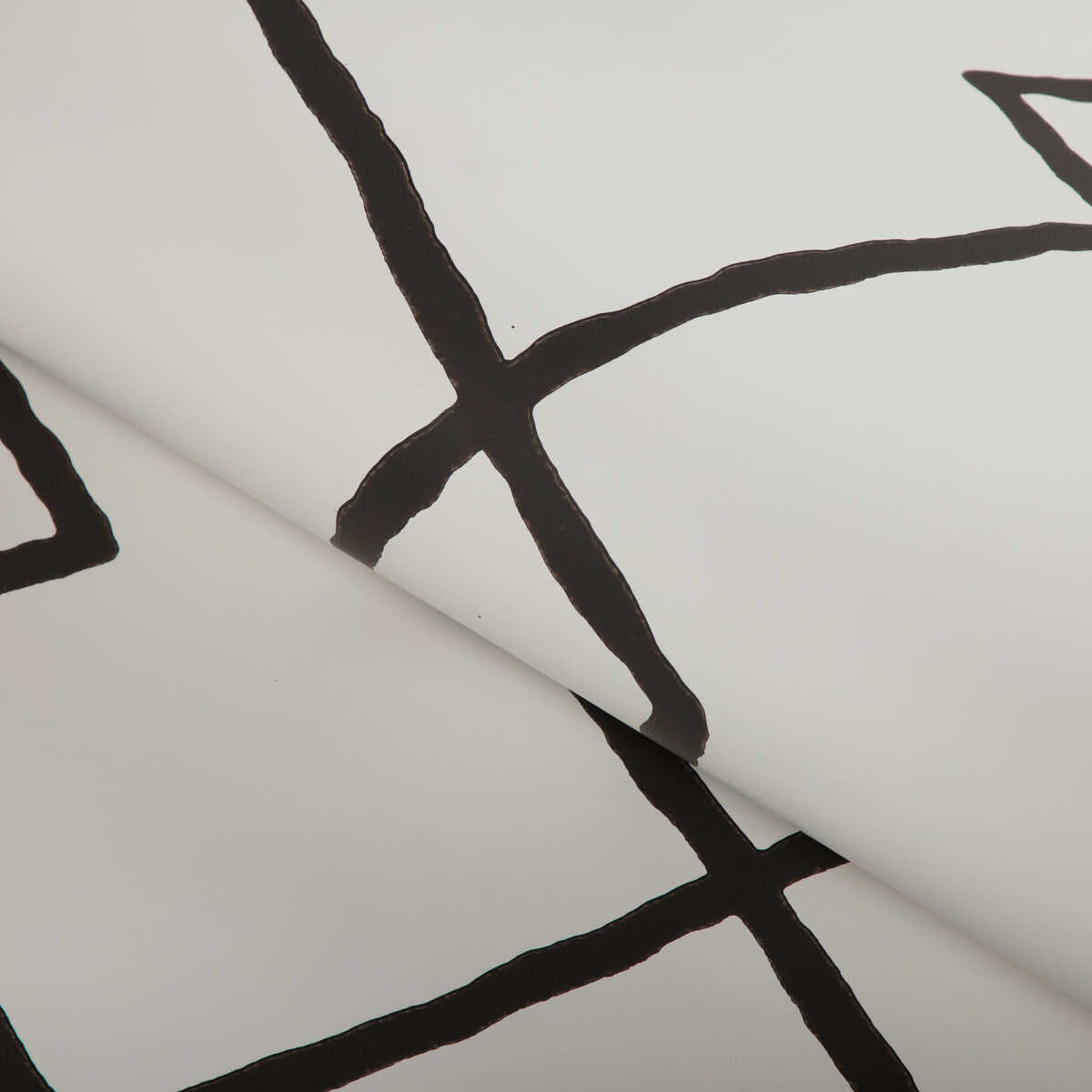 Geo Graphica Wp - Onyx - KRAVET COUTURE Wallpaper