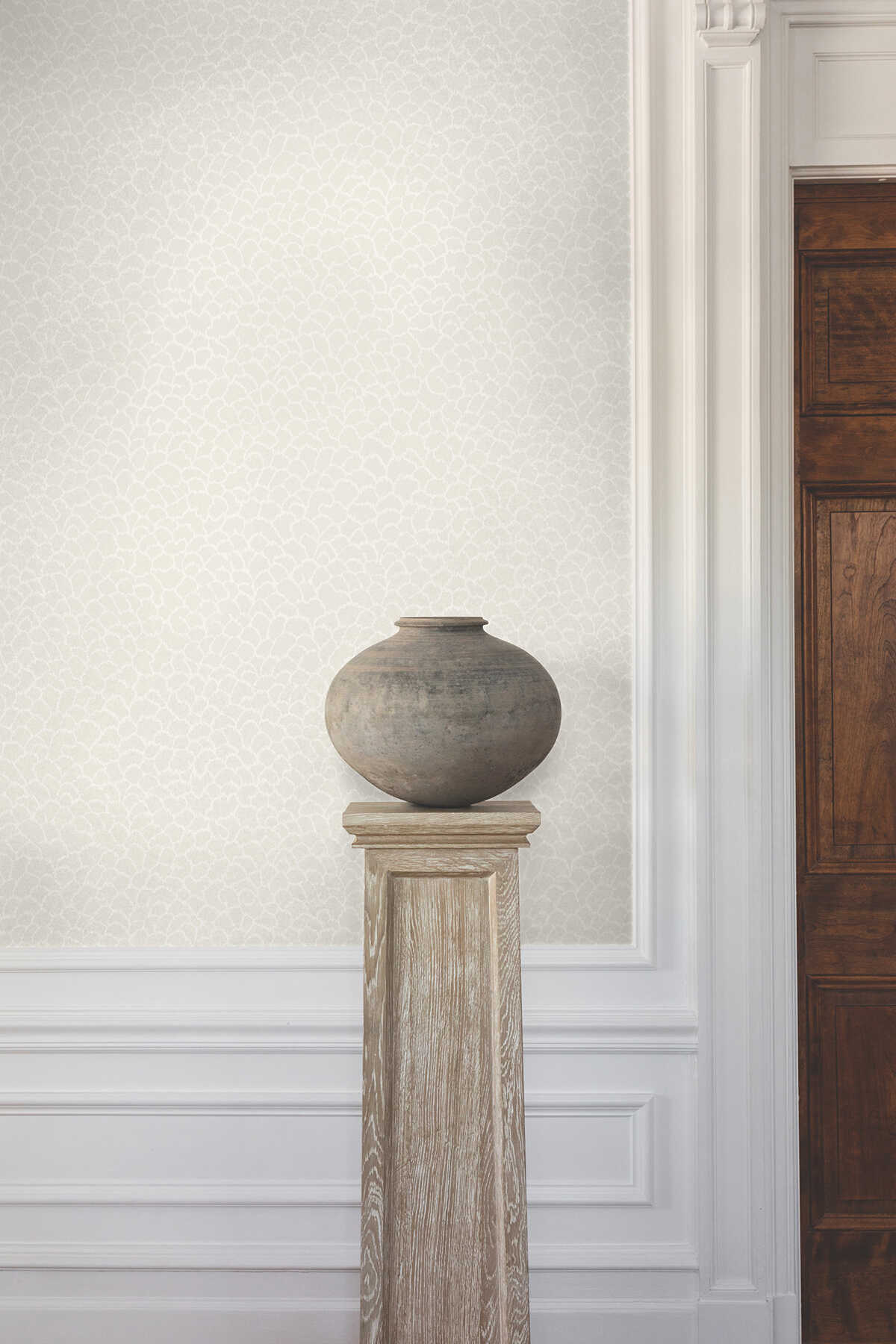 Kravet Design - W4281-101 - KRAVET DESIGN Wallpaper