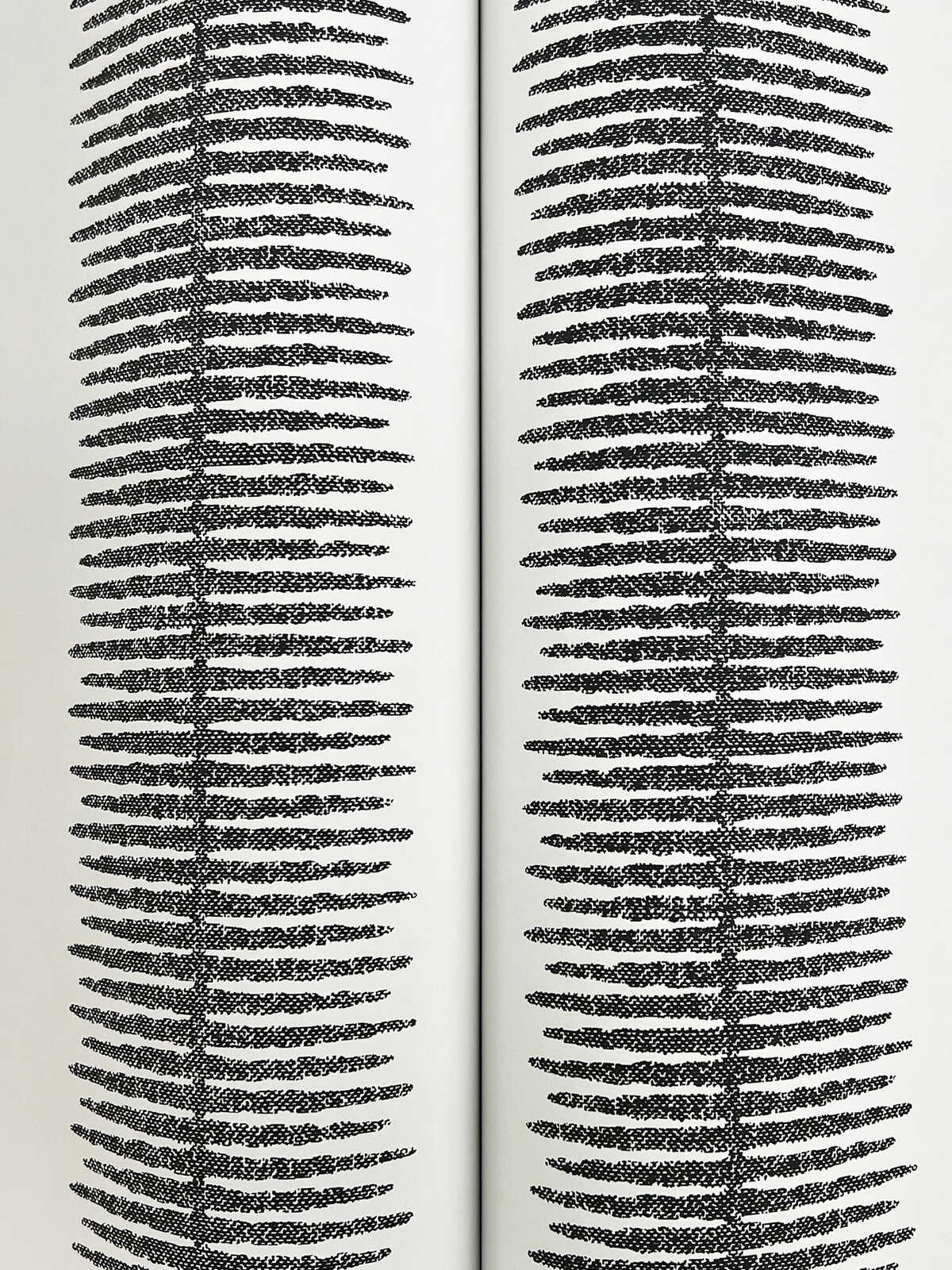 Kravet Design - W4407-8 - KRAVET DESIGN Wallpaper