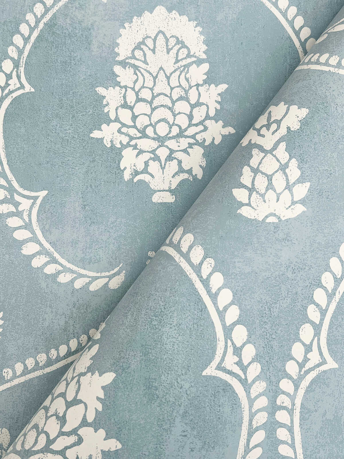 Kravet Design - W4414-15 - KRAVET DESIGN Wallpaper
