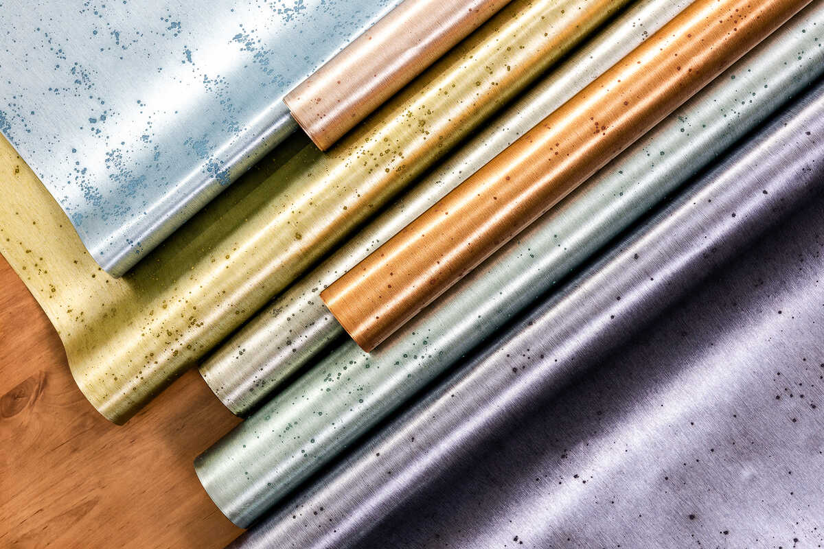 Aurora - Titanium - WINFIELD THYBONY Wallpaper