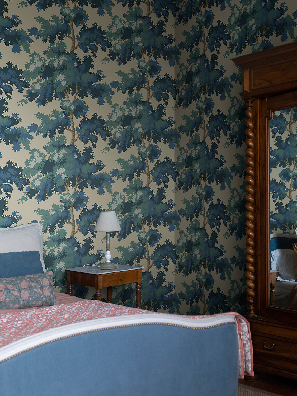 WSB00660444 Raphael Dark Blue by Sandberg Wallcovering