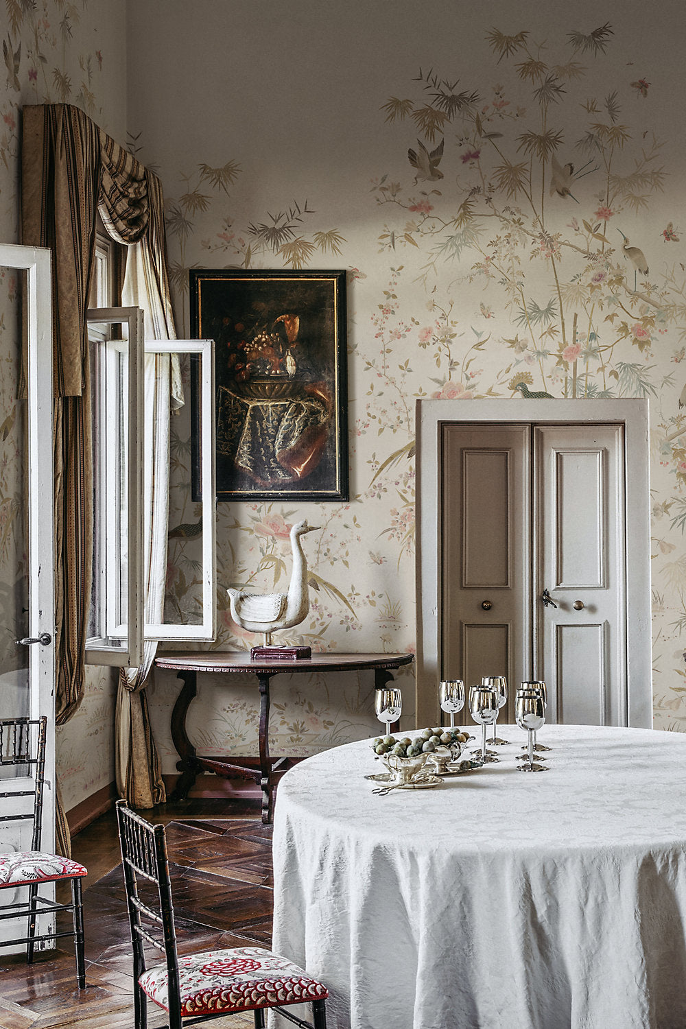 CHINOISERIE GARDEN - MURAL EGGSHELL WSB CHINGARD 0415 by Sandberg Wallcovering