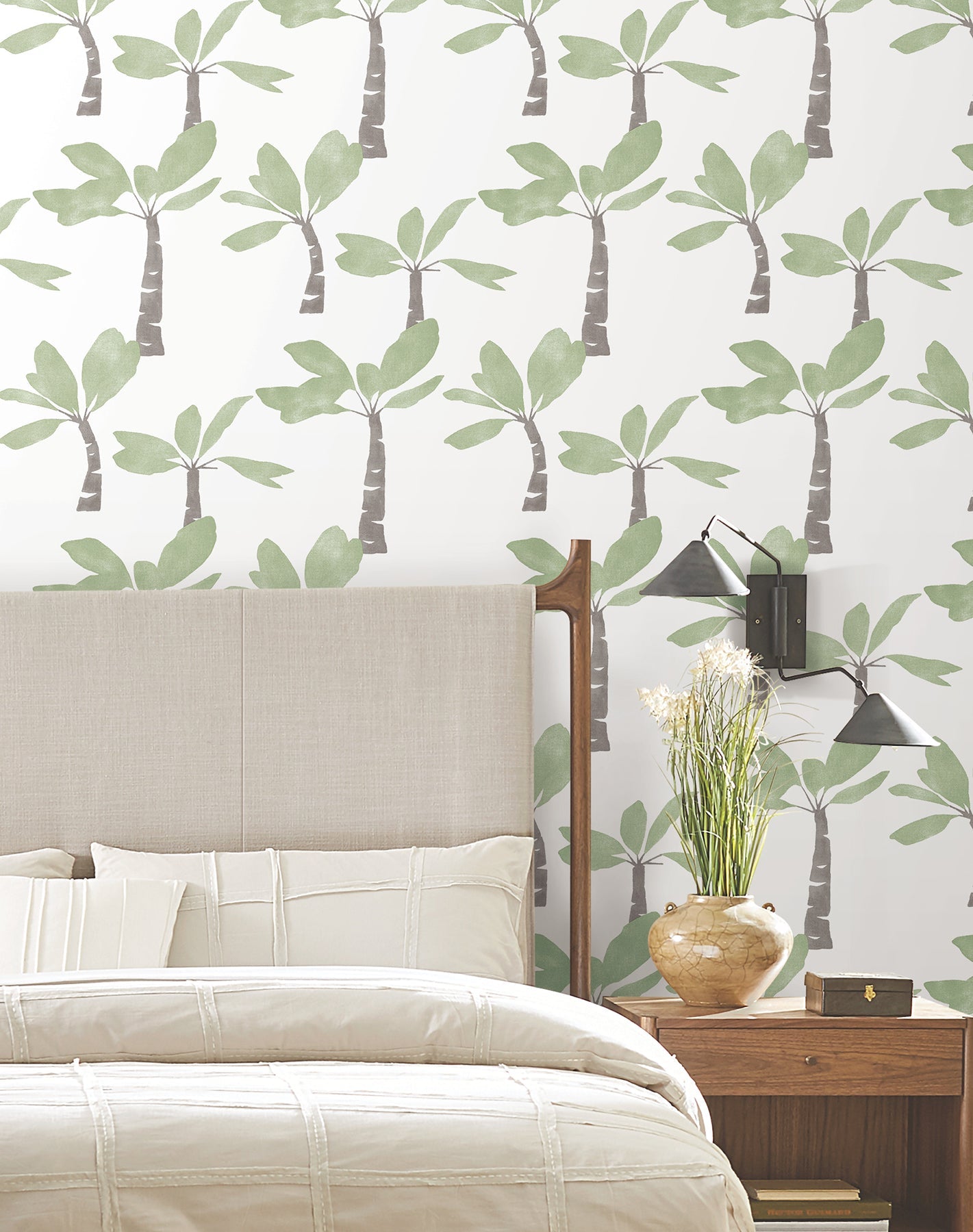 painted-oasis-wallpaper-leaf-green-york-wallcoverings-zm2839