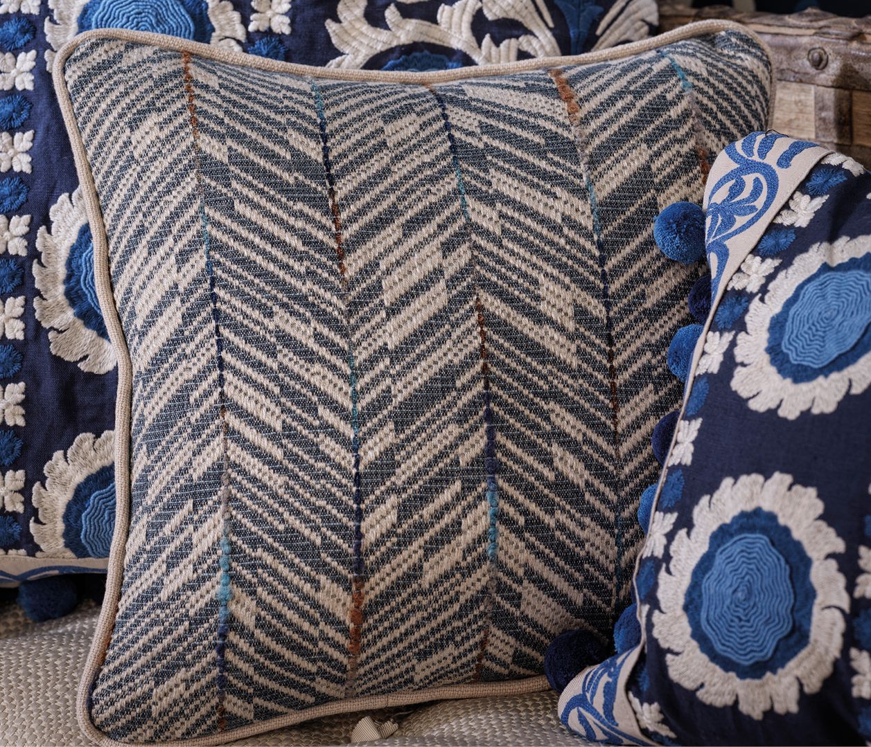 Lansdowne Elgin Blush - Osborne & Little - F7872-01 Fabric
