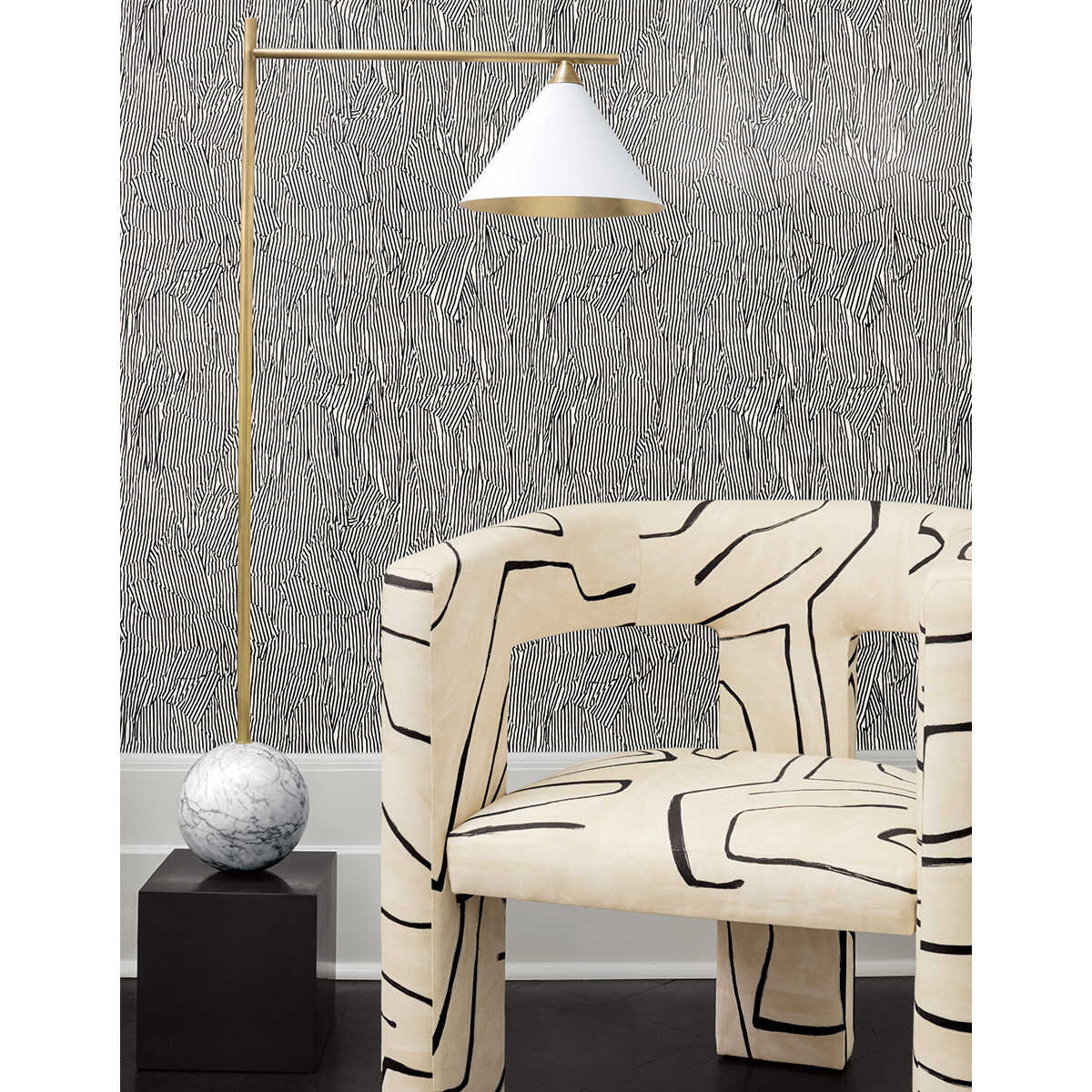 Avant - Ivory/Black - LEE JOFA MODERN Wallpaper
