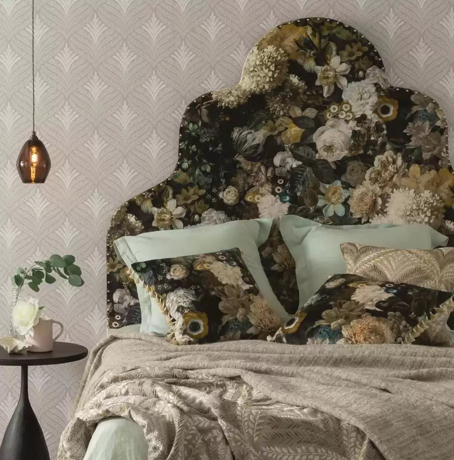 Mansfield Park Fullerton Ivory /Blush - Osborne & Little - F7405-01 Fabric