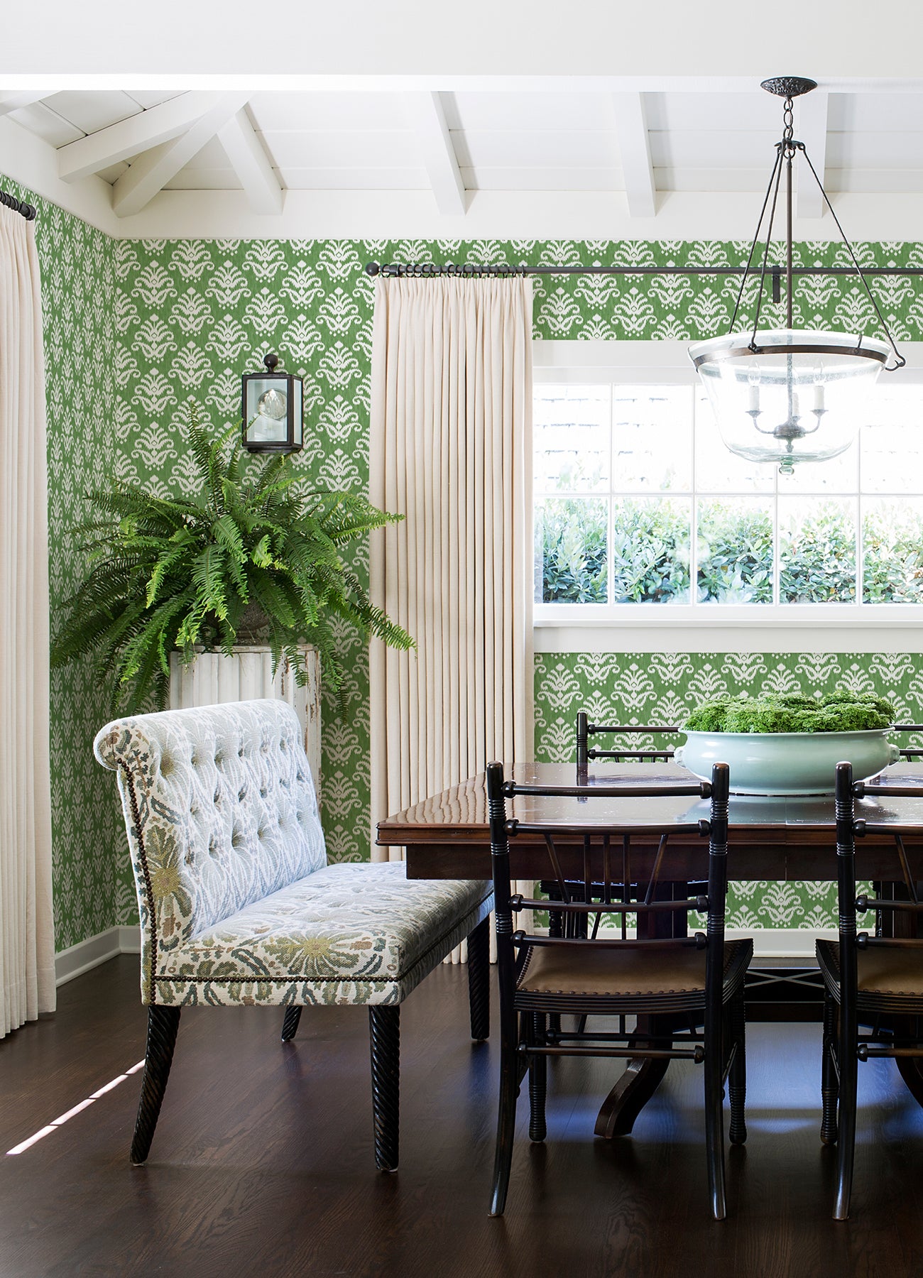 Keaton Green Medallion Wallpaper - Brewster Wallcovering