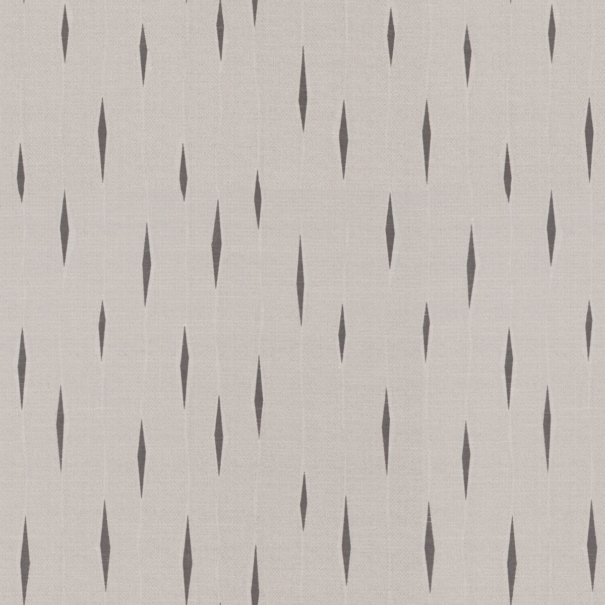 345908160-fluxus-iron-kravet-couture