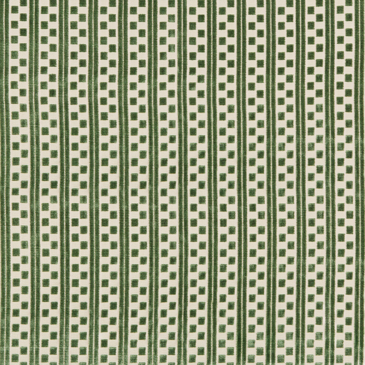 20191211630-lawrence-velvet-leaf-lee-jofa - LEE JOFA Fabric