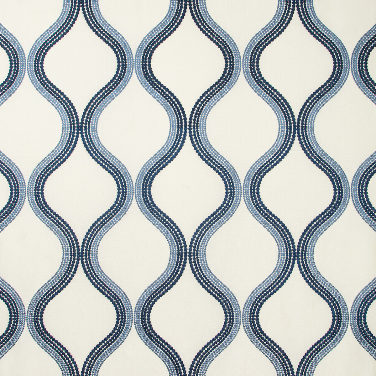 3555350-wandering-royal-kravet-couture