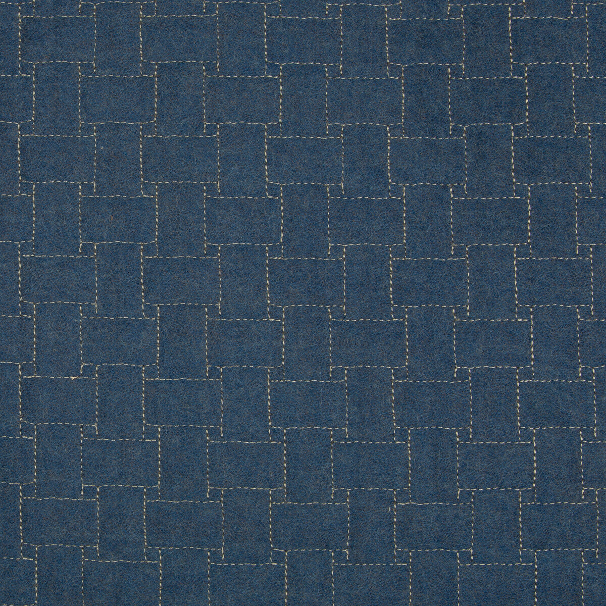 201714050-epping-quilt-blue-lee-jofa