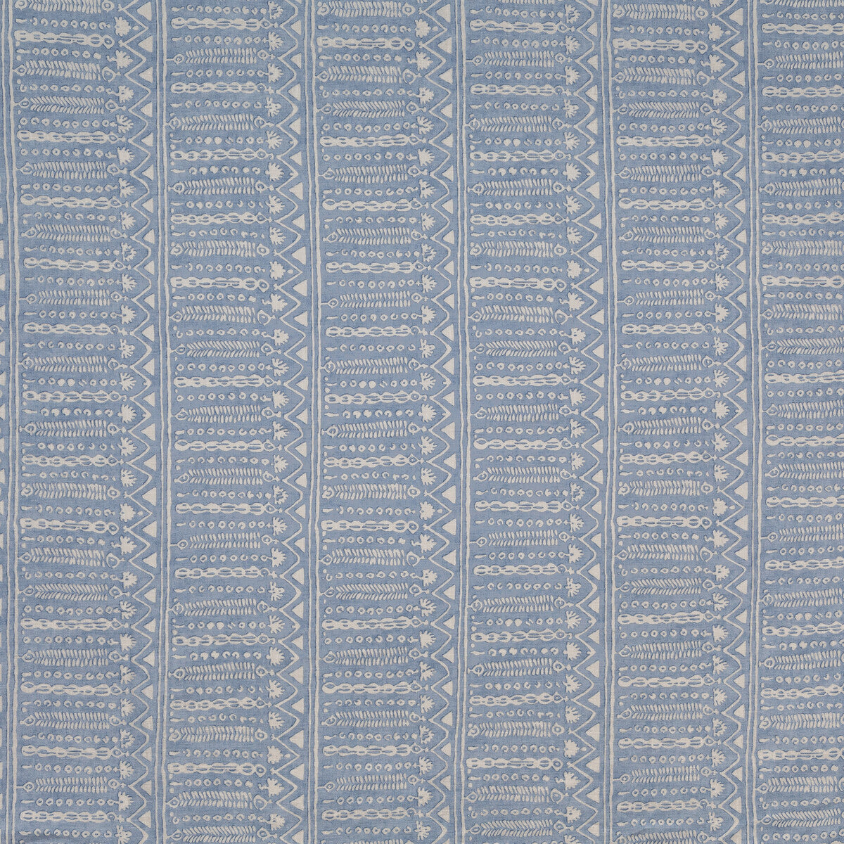 bfc-369450-abingdon-blue-lee-jofa - LEE JOFA Fabric