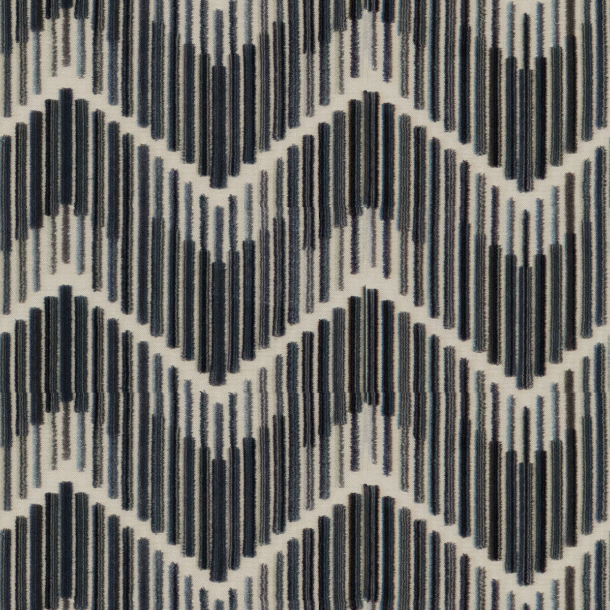 345535210-highs-and-lows-steel-kravet-couture