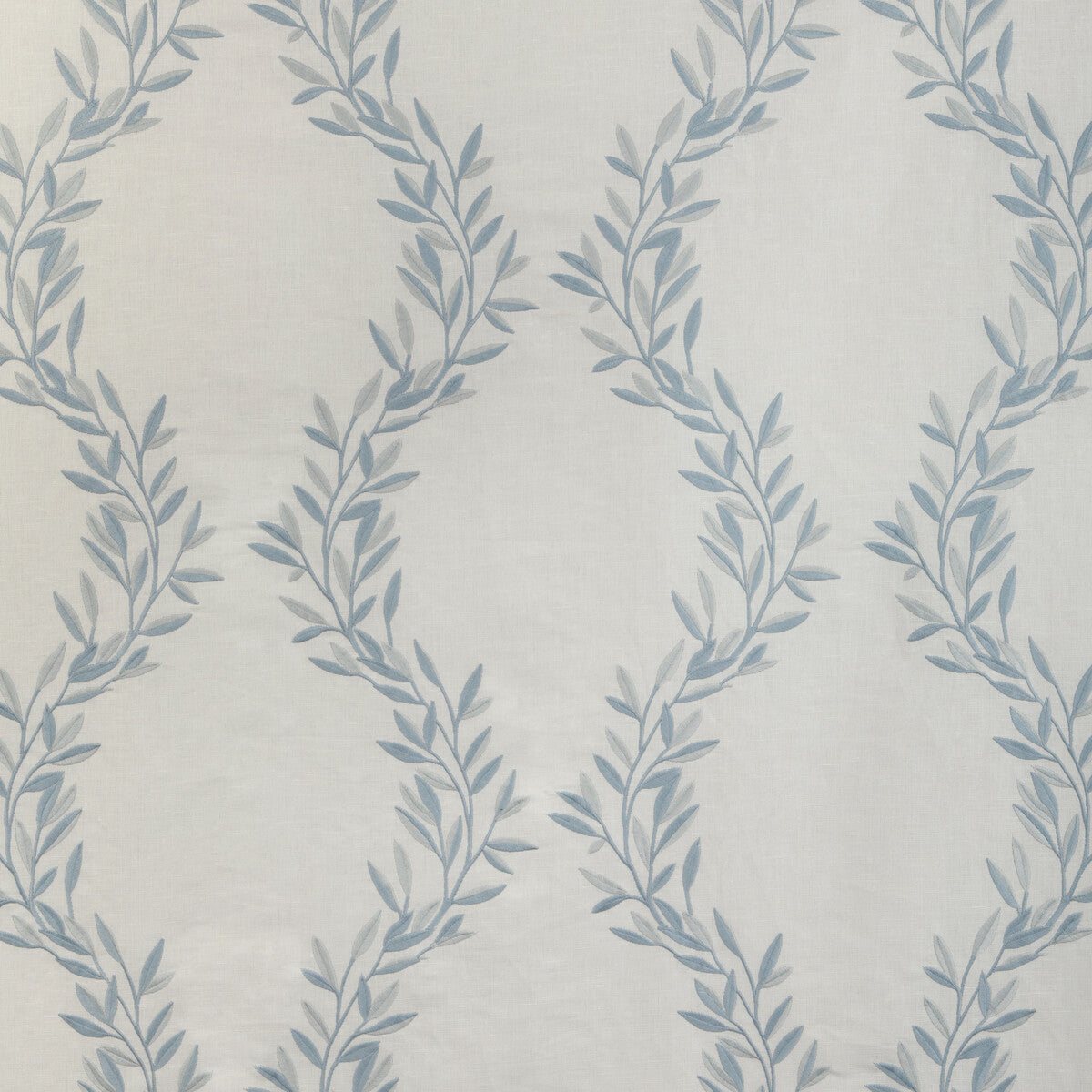 36942150-leaf-frame-spa-kravet-design