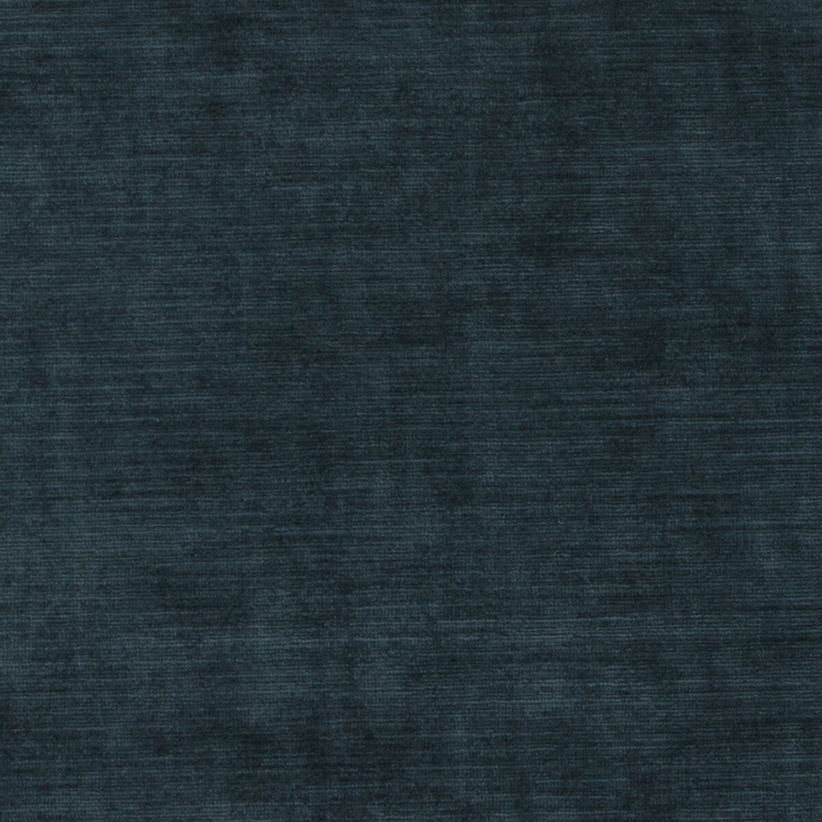 bf106927920-essential-velvet-peacock-g-p-j-baker