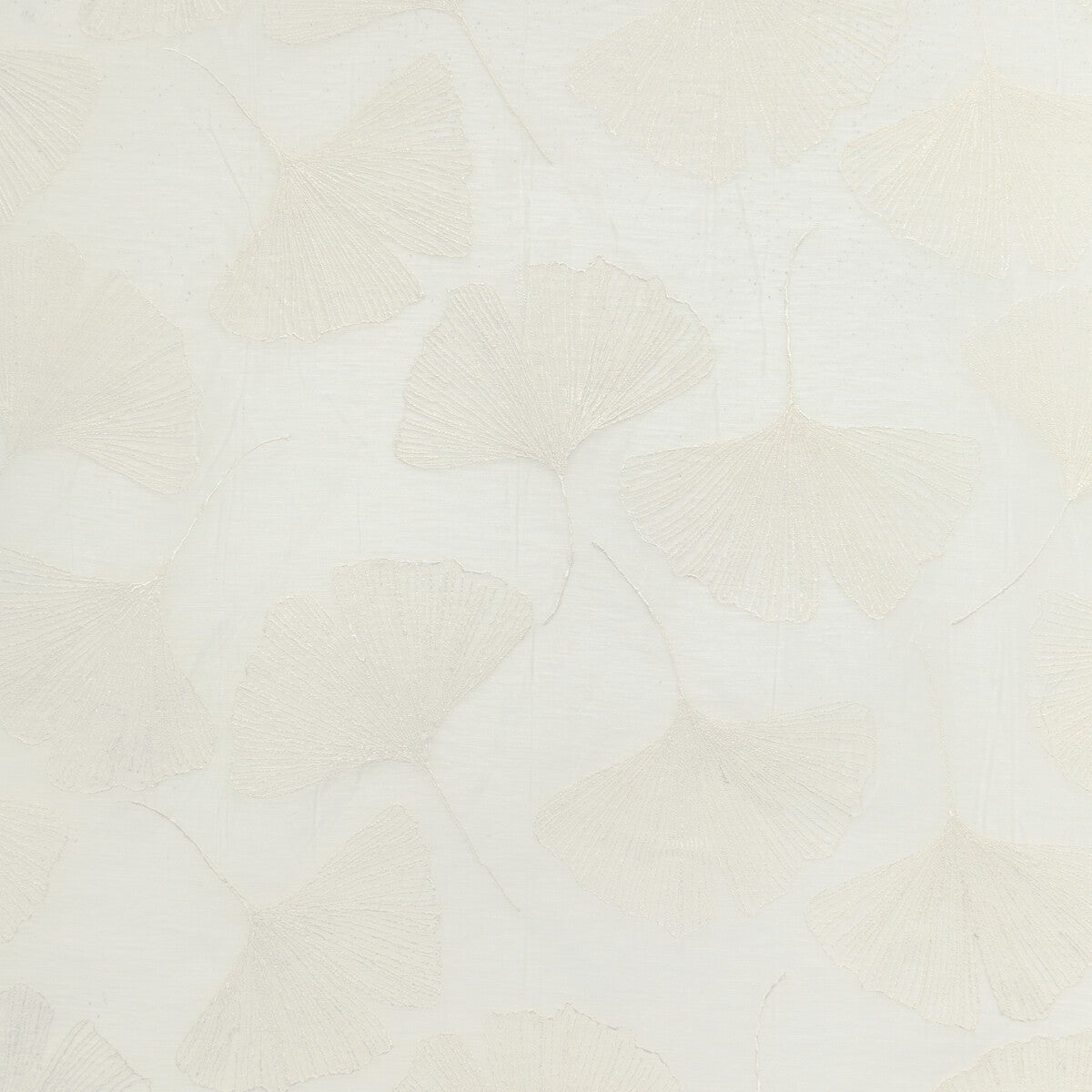 494911160-gingko-leaf-pearl-kravet-couture