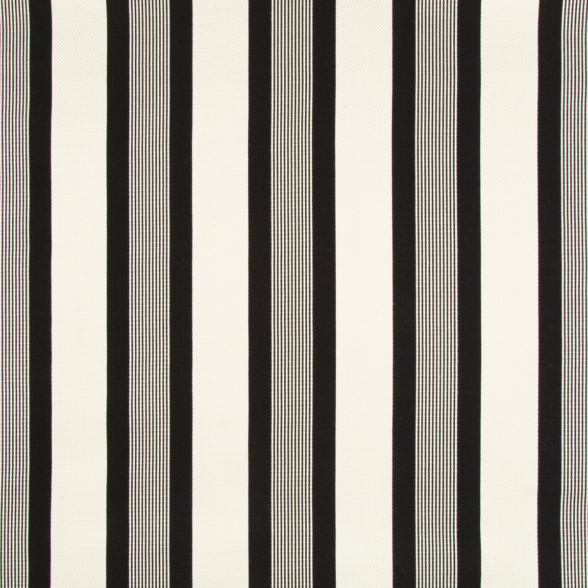 35106810-black-tie-penguin-kravet-design