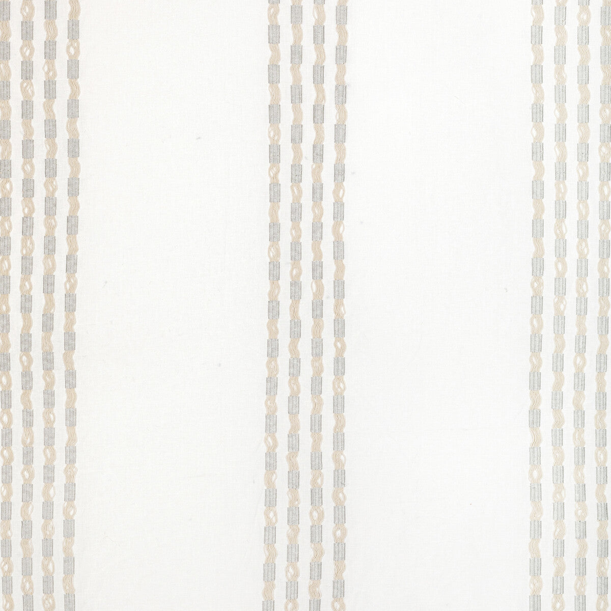 36354110-linear-effect-platinum-kravet-couture