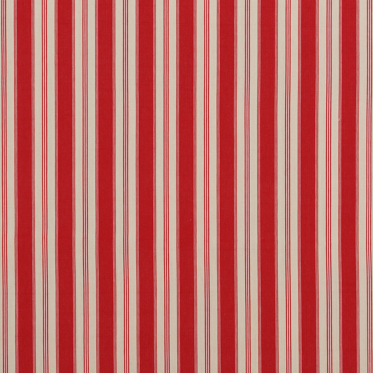 pf5043040-tango-ticking-red-baker-lifestyle
