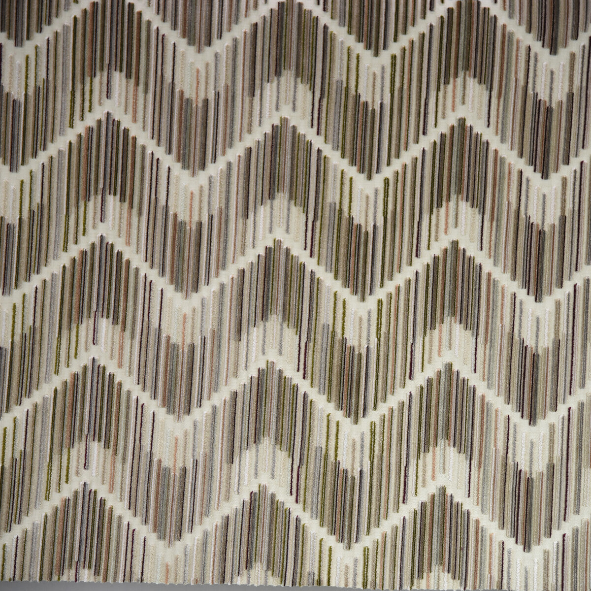 3455312160-highs-and-lows-petal-kravet-couture