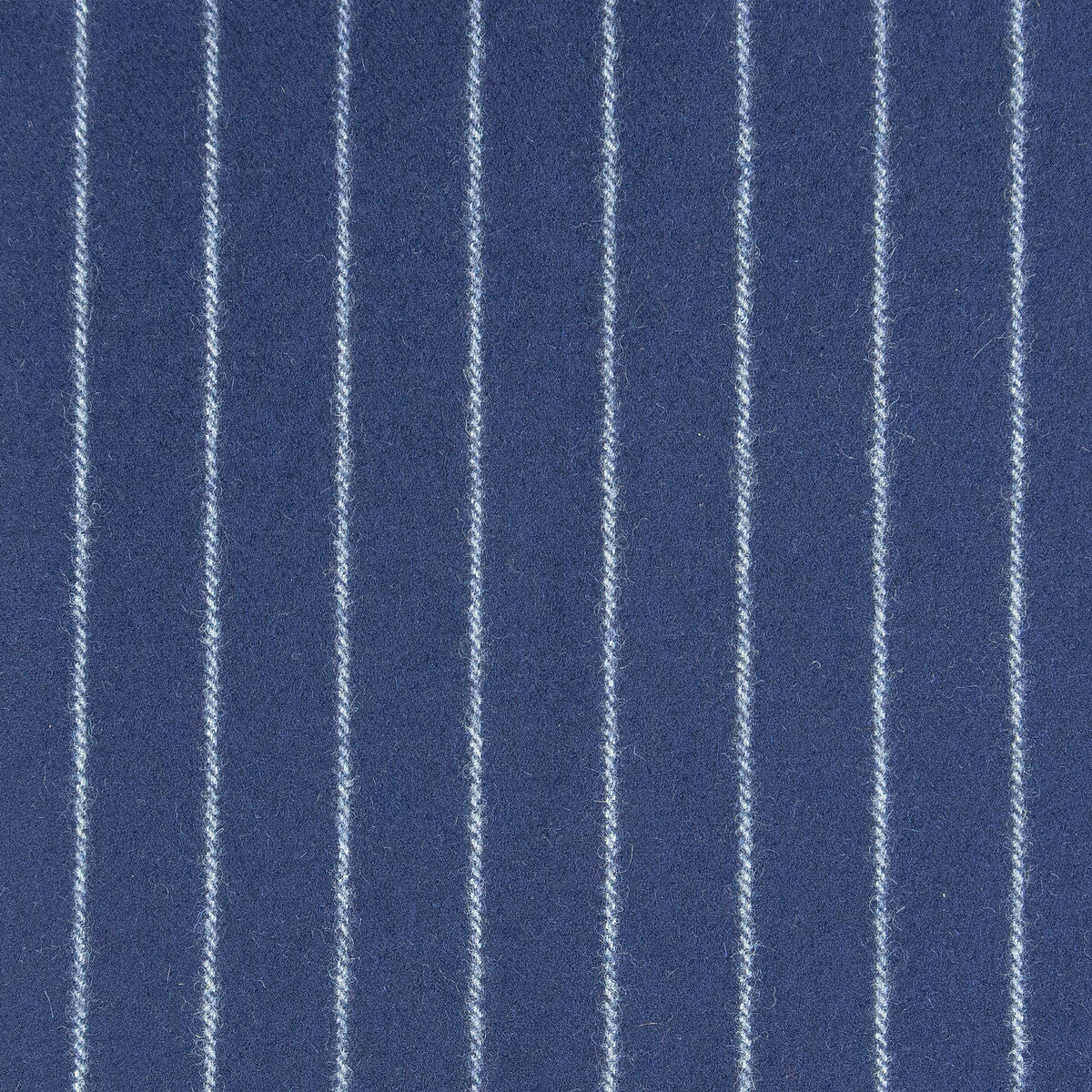 gdt55830010-aspen-navy-gaston-y-daniela