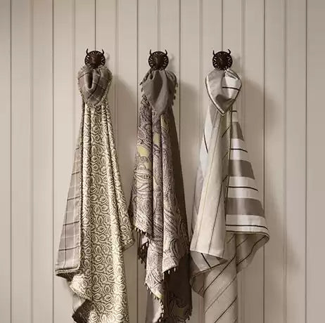 Braemar Strome Stone/Taupe/Green - Nina Campbell - NCW4127-02 Wallcovering